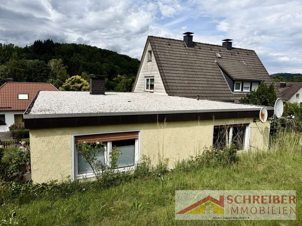 Immobilie in Bad Laasphe - Doppelhaushäfte mit Garage in Bad Laasphe zu verkaufen - Bild 2