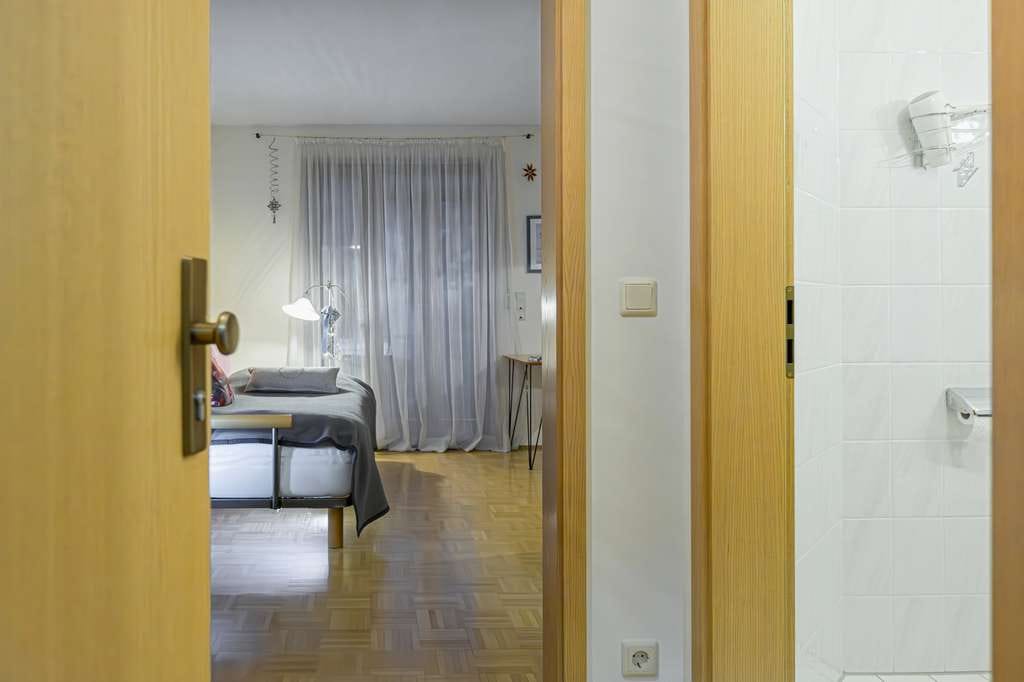 Immobilie in Holzkirchen - 1-Zimmer-Wohnung in Holzkirchen – 30 Minuten nach München - Bild 2