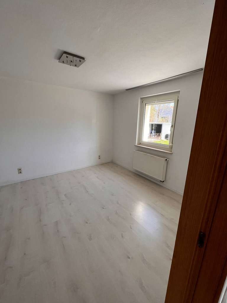Immobilie in Burgrieden - Gepflegte 2-Zimmer-Wohnung mit Garage in Burgrieden - Bild 2