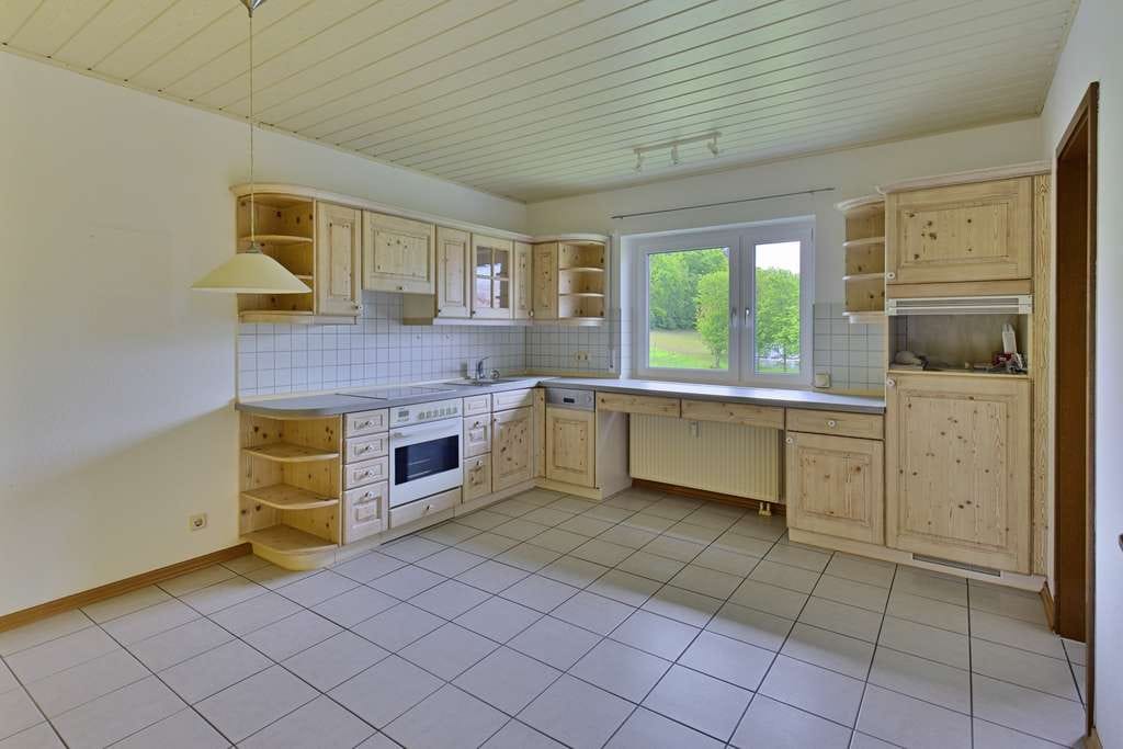 Immobilie in Lauf an der Pegnitz - Gepflegte 3-Zimmer-Eigentumswohnung im Laufer Stadtteil Bullach - Bild 2