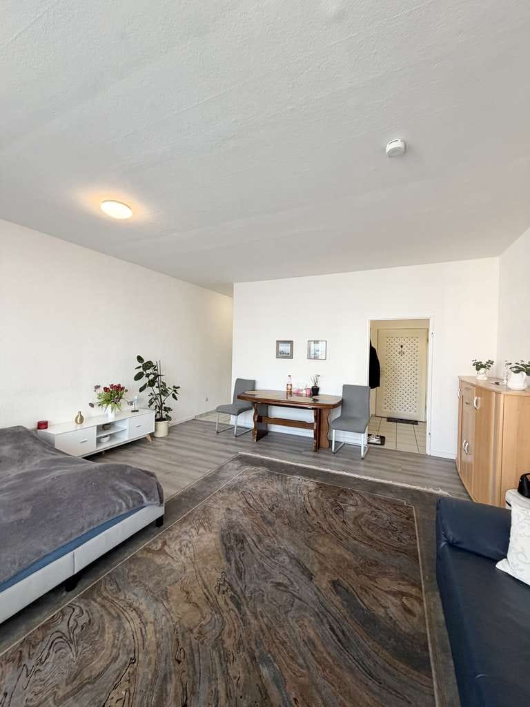 Immobilie in Garbsen - 1-Zimmer-Wohnung mit Balkon, Keller & EBK und top Energiewerten! - Bild 4
