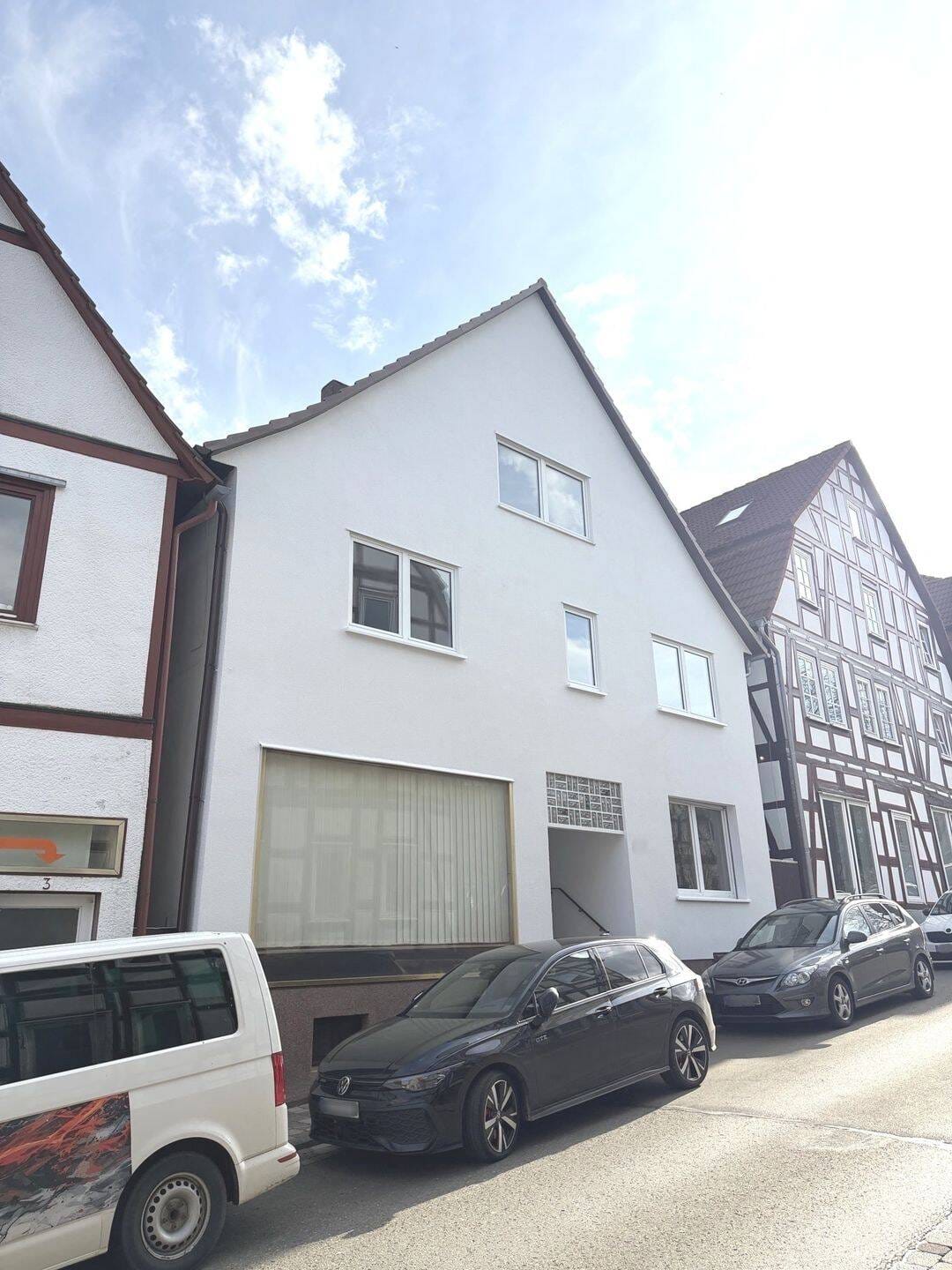 Immobilie in Naumburg - Modernisiertes 5-FH als Kapitalanlage oder zur Selbstnutzung in Naumburg - Bild 0