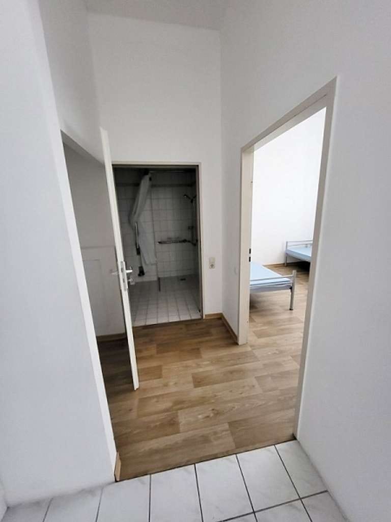 Immobilie in Neumark - supergünstige 2-Raum-Wohnung im Zentrum Neumarks  - Bild 3