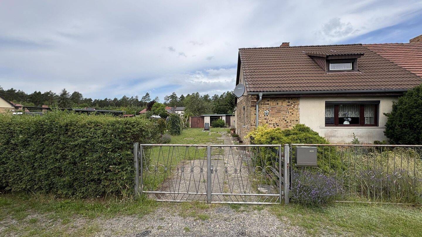 Immobilie in Bad Muskau - Mužakow - gepflegte Doppelhaushälfte mit Charme - Bild 0