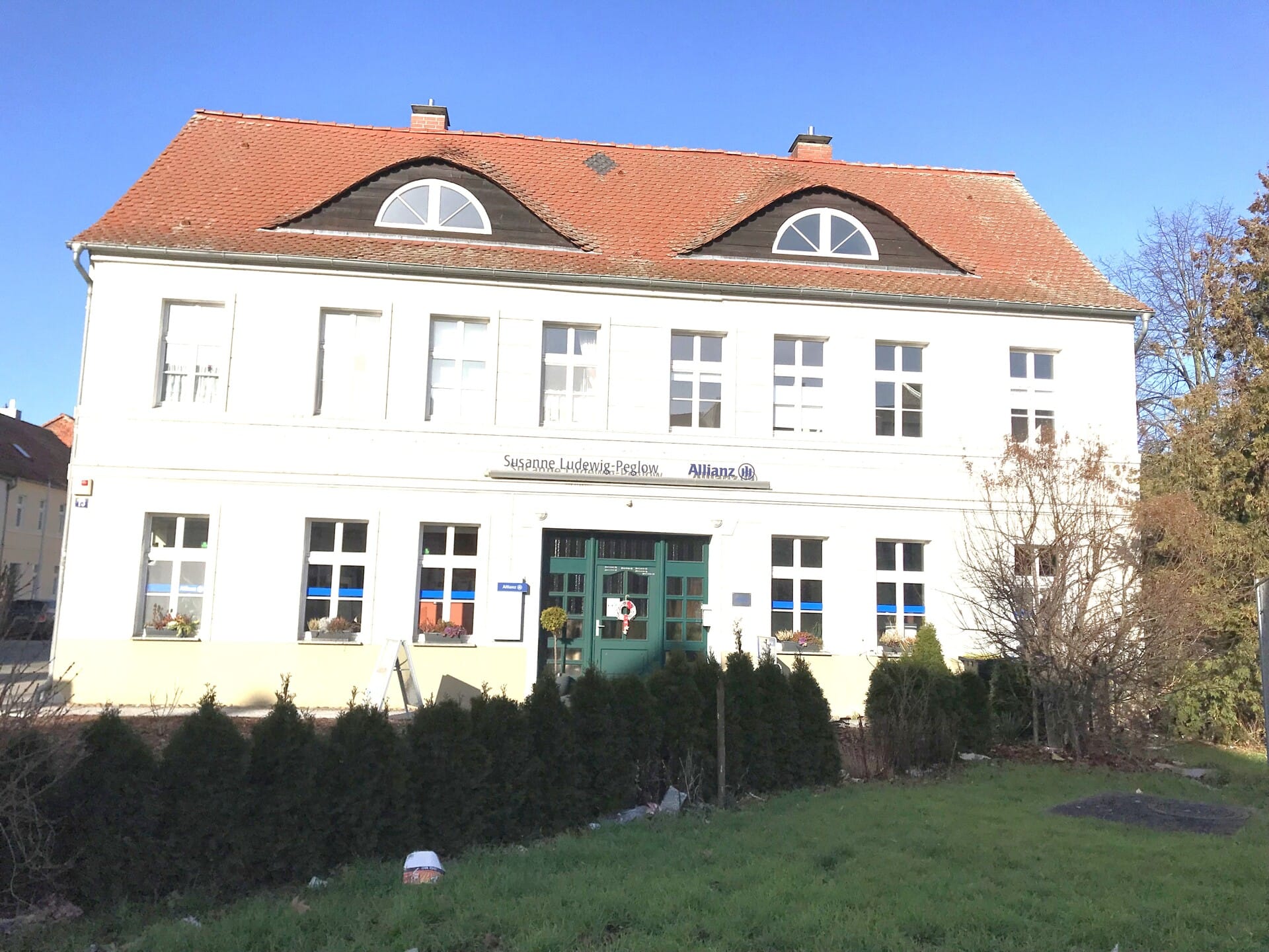 Immobilie in Stendal - Wohn- und Geschäftshaus zwischen Innenstadt und Bahnhof - exponierte Lage, 5 Einheiten - Bild 0