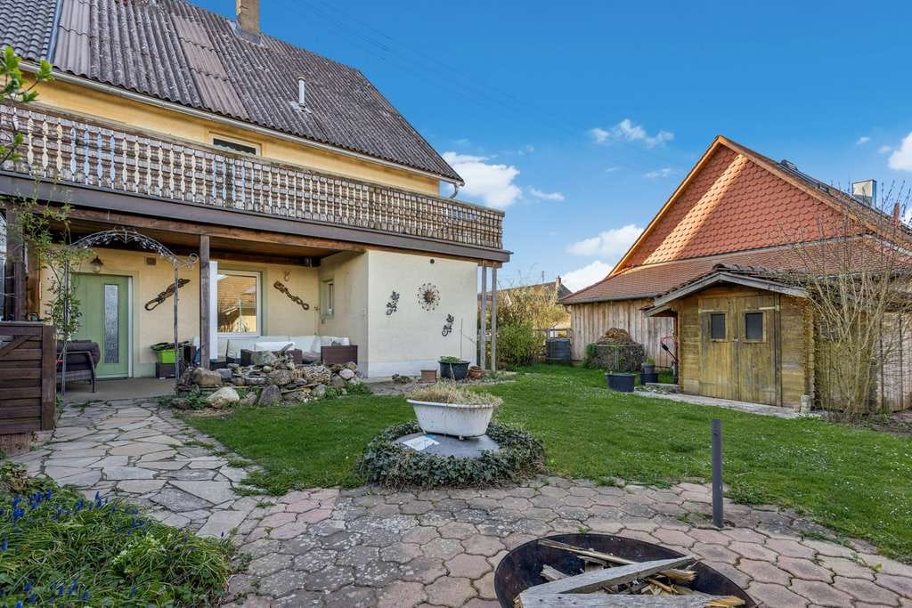 Immobilie in Herdwangen-Schönach - Seltene Chance in Herdwangen-Schönach!!! Gepflegtes  EFH mit 6 PKW-Stellplätzen und Carport!! - Bild 0