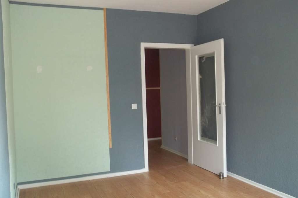 Immobilie in Moers - IMMOKONZEPT-NIEDERRHEIN:  Sehr schön aufgeteilt mit zwei Balkonen und Garage, sehr gut vermietet... - Bild 0