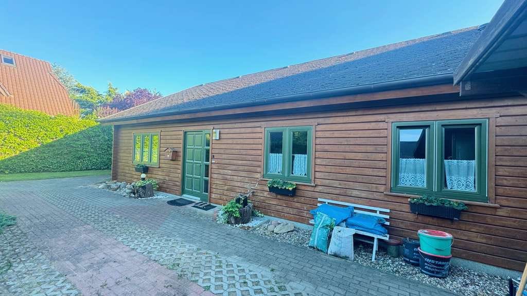 Immobilie in Dabel - Charmantes Einfamilienhaus mit Vollbad, Carport, Terrasse und 551 qm Grundstück...!!! - Bild 3