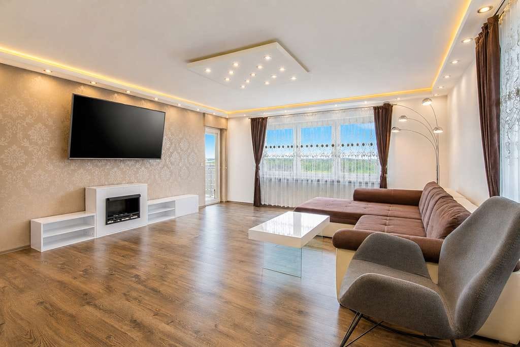 Immobilie in Osterburken - ++Großzügige 4,5-Zi.-ETW mit Garten, Terrasse & Garage in Osterburken++ - Bild 4