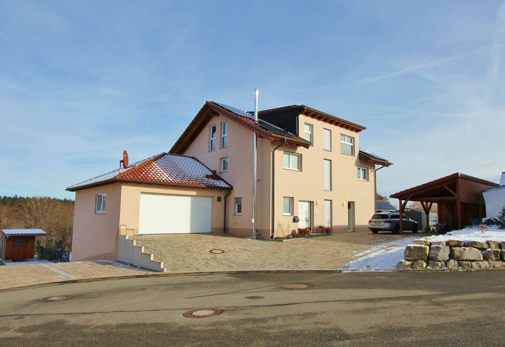 Immobilie in Mahlstetten - Junges Einfamilienhaus mit viel Platz und Vermietungsmöglichkeit in toller Lage! - Bild 0