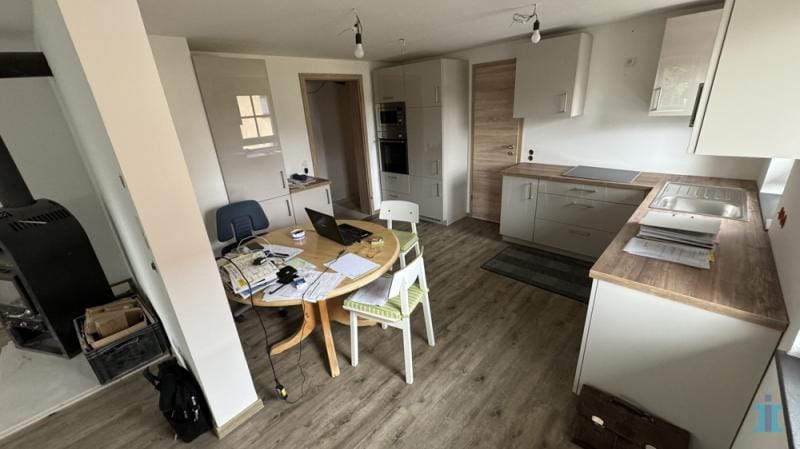 Immobilie in Hohenstein - HOHESTEIN: Teilrenoviertes MFH mit viel Wohn-Potential und 606 m2 Grundstück! - Bild 3