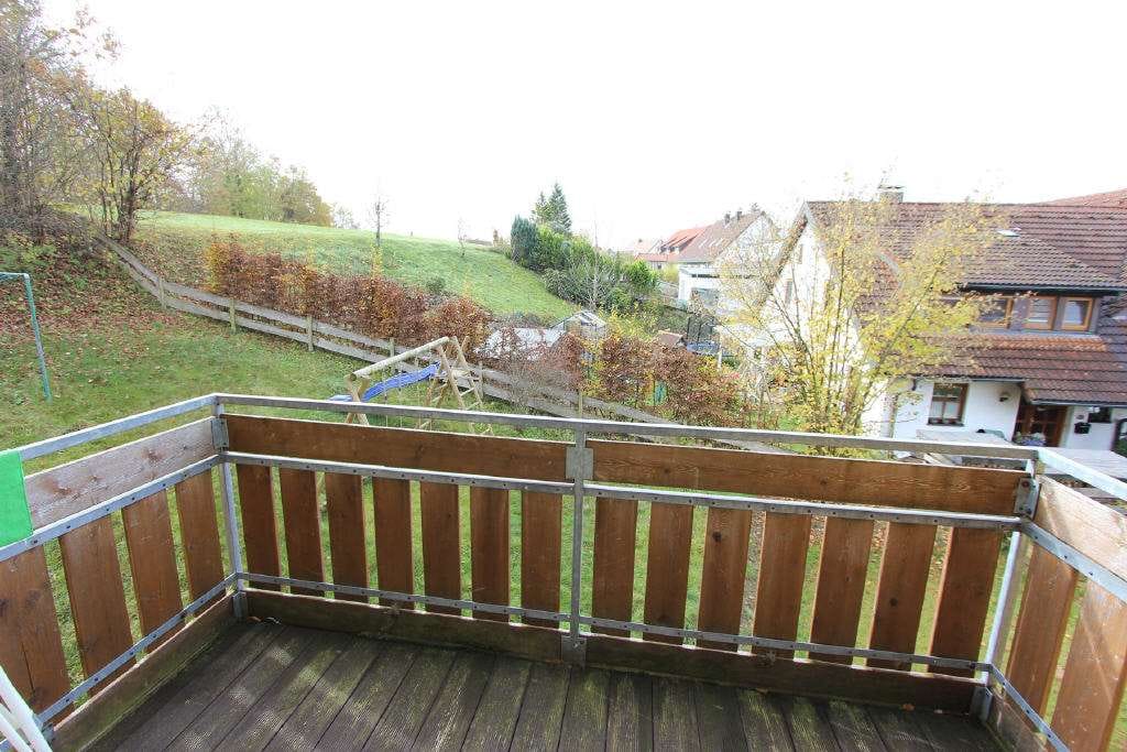 Immobilie in Wangen im Allgäu - 3,5 Zimmer mit sonnigem Balkon in guter Lauflage zur Altstadt - Bild 3