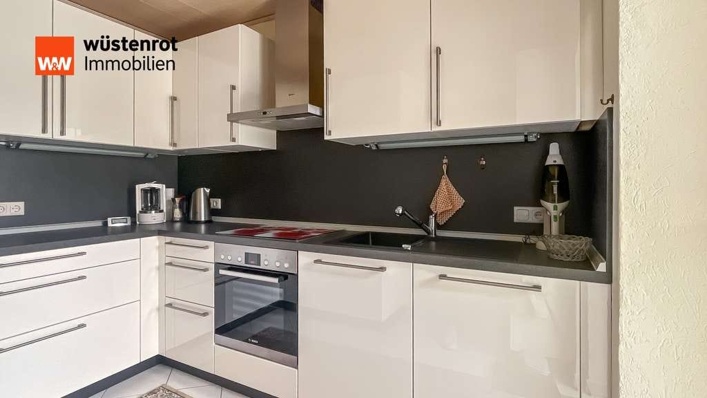 Immobilie in Bechhofen - Zweifamilienhaus mit Eigennutzungsmöglichkeit, Mieteinnahmen und weiterer Ausbaufläche - Bild 4