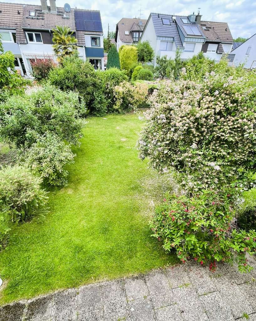 Immobilie in Bodenheim - Doppelhaushälfte mit Garten - Bild 1