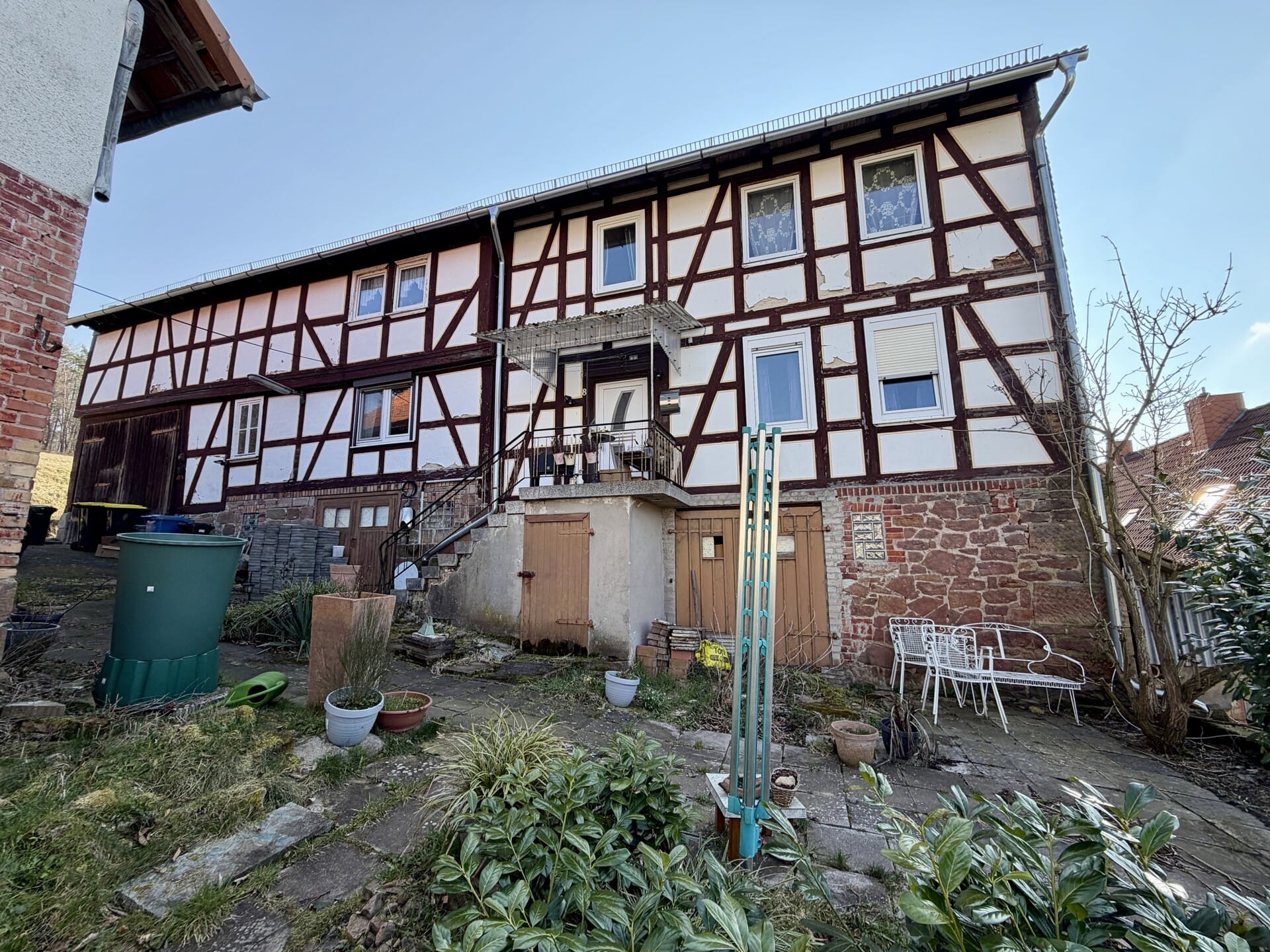 Immobilie in Knüllwald - Fachwerkhaus mit Scheunen in Knüllwald OT - Raum für Ihre Ideen! Keine Käuferprovision! - Bild 2