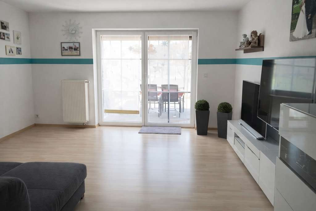 Immobilie in Schwarzach - Wohnen wie im eigenen Haus – Moderne 3-Zimmer-Terrassenwohnung mit großem Garten in Schwarzach - Bild 0
