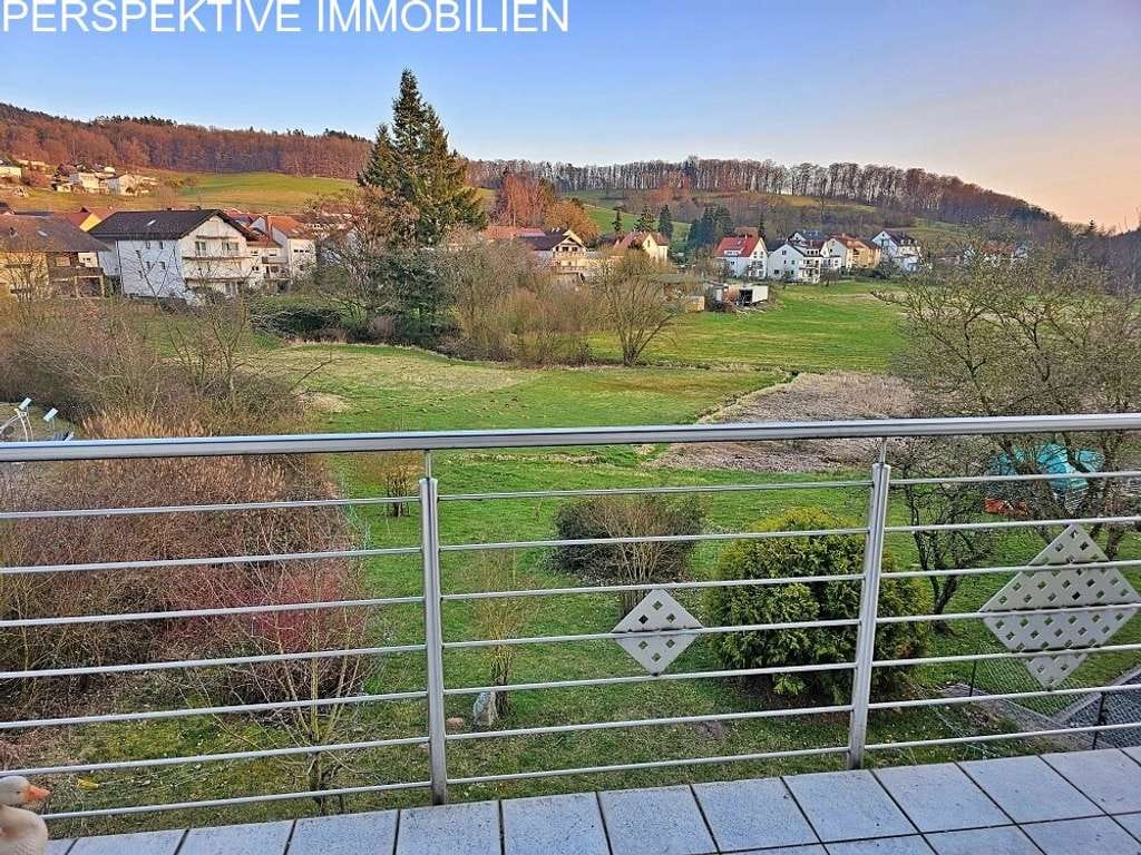 Immobilie in Abtsteinach - Traumhaftes Zweifamilienhaus mit Wohlfühl-Garten - Bild 0