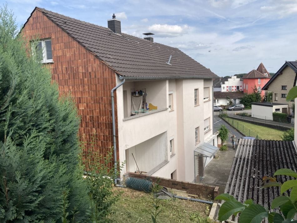 Immobilie in Königswinter - Vinxel/Siebengebirge - Ein-/Zweifamilienhaus in ruhiger und sonniger Ortslage - Bild 1