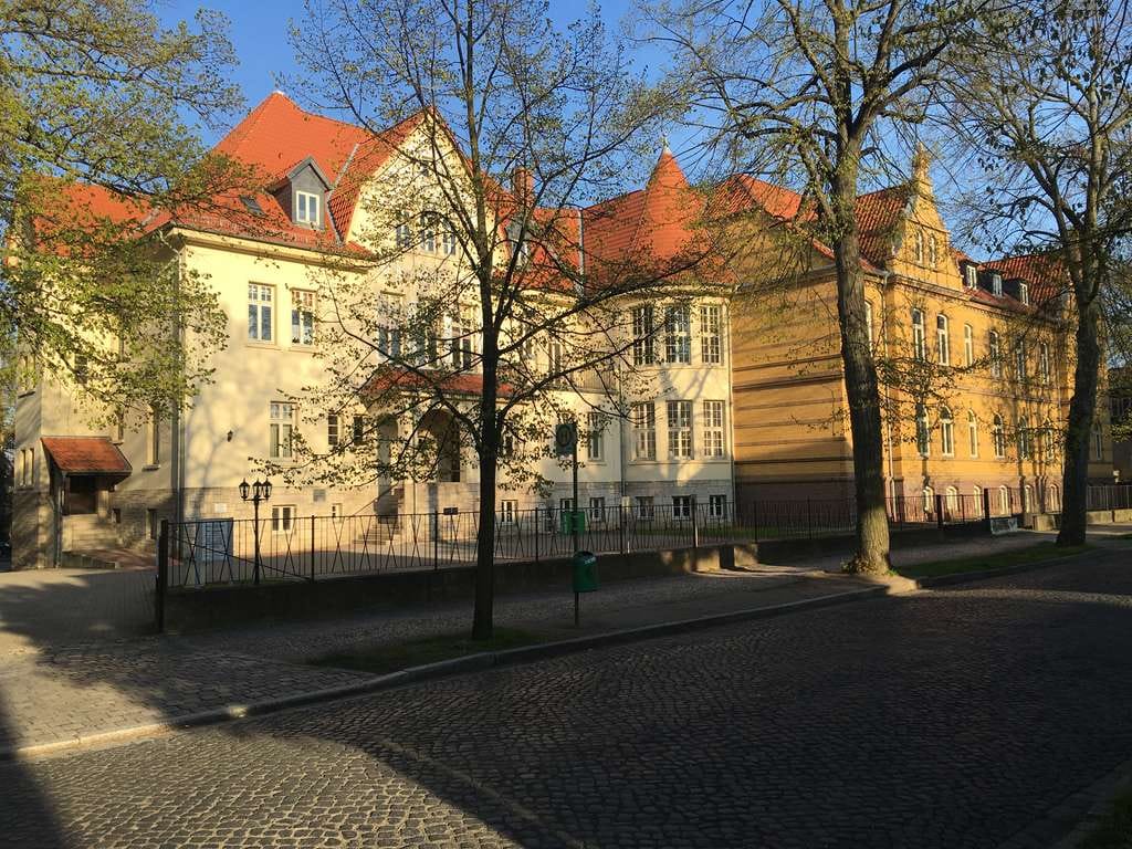 Immobilie in Ballenstedt - Vermietete Eigentumswohnung im Baudenkmal wartet auf Sie! - Bild 0