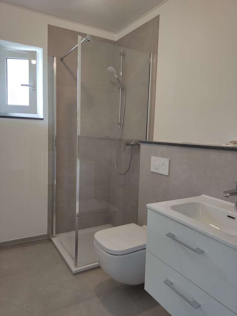 Immobilie in Waldböckelheim - Jetzt selbst einziehen: Hochwertig sanierte 1-ZKB mit Balkon + Stellplatz in schöner Wohnlage - Bild 2