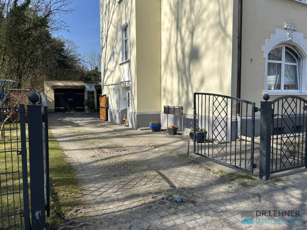 Immobilie in Wittenberge - Sehr gepflegtes Mehrfamilienhaus mit 3 Wohneinheiten in zentraler Stadtlage - Bild 1