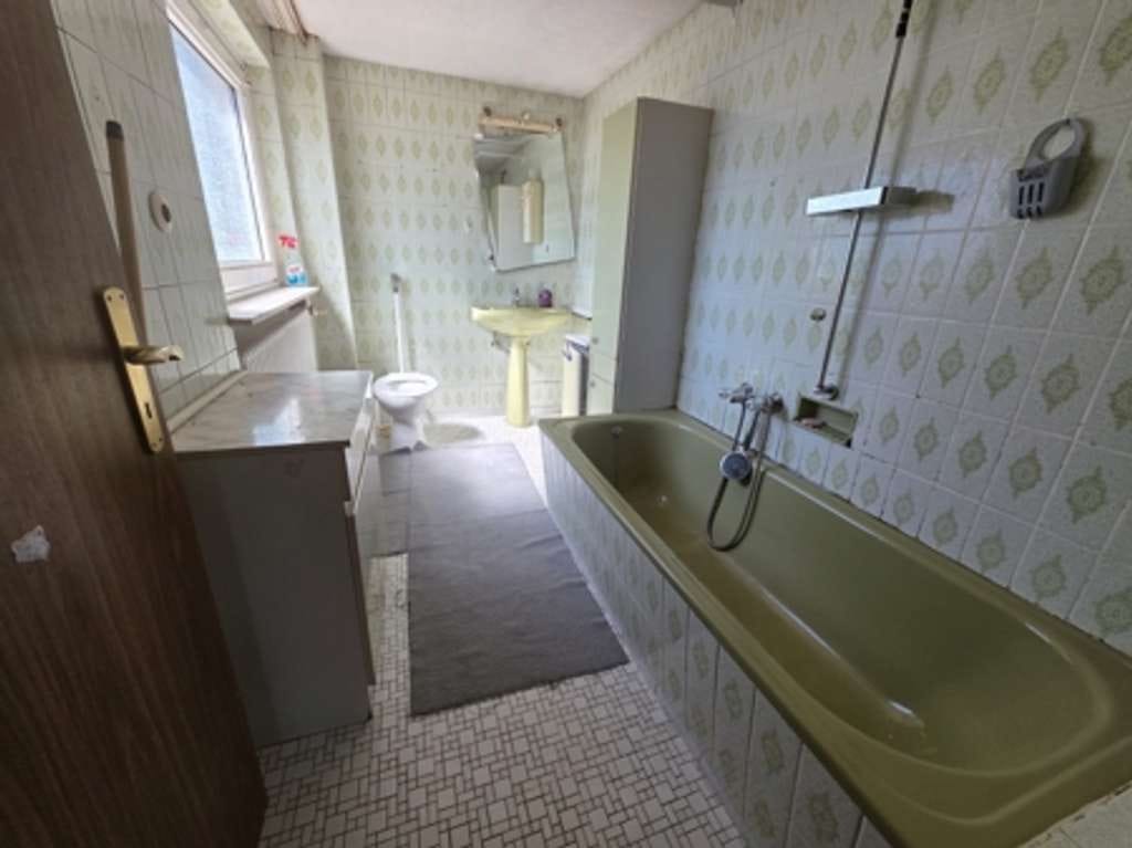 Immobilie in Ensdorf/Saar - *** 2 Familienhaus mit Garten *** - Bild 3