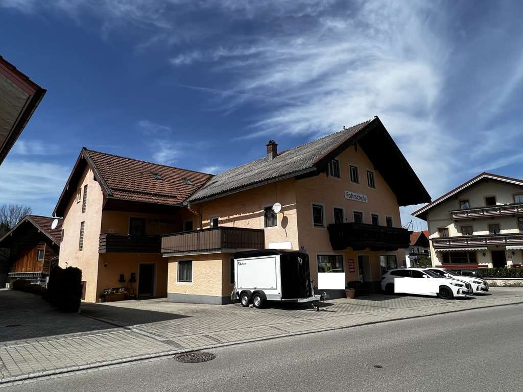Immobilie in Grabenstätt - Mehrfamilienhaus in Grabenstätt - Bild 0