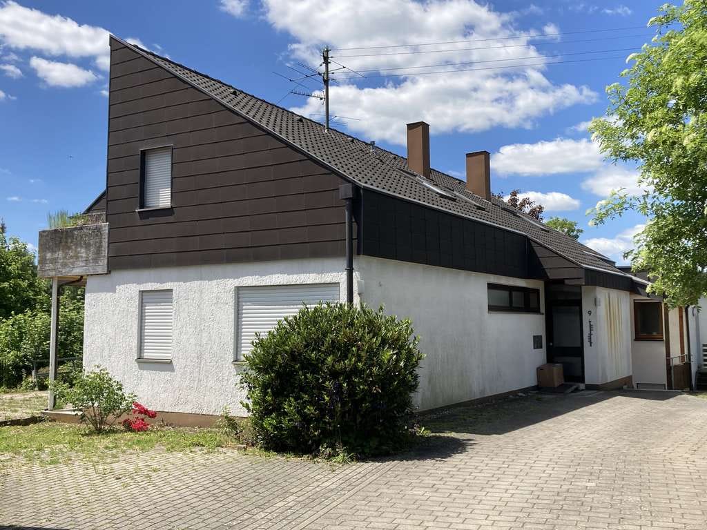 Immobilie in Ruppertshofen - Geräumiges Dreifamilienhaus in idyllischer Lage - Bild 1