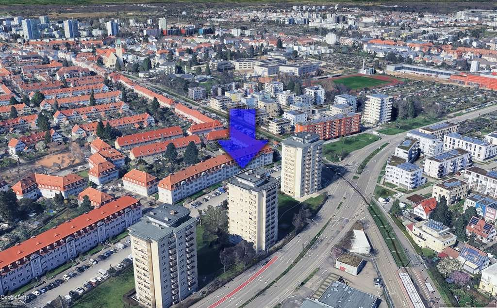Immobilie in Freiburg im Breisgau - FR Haslach- am Rande der historischen Gartenstadt. Vermietete 4- ZW mit klasse Zuschnitt. - Bild 2