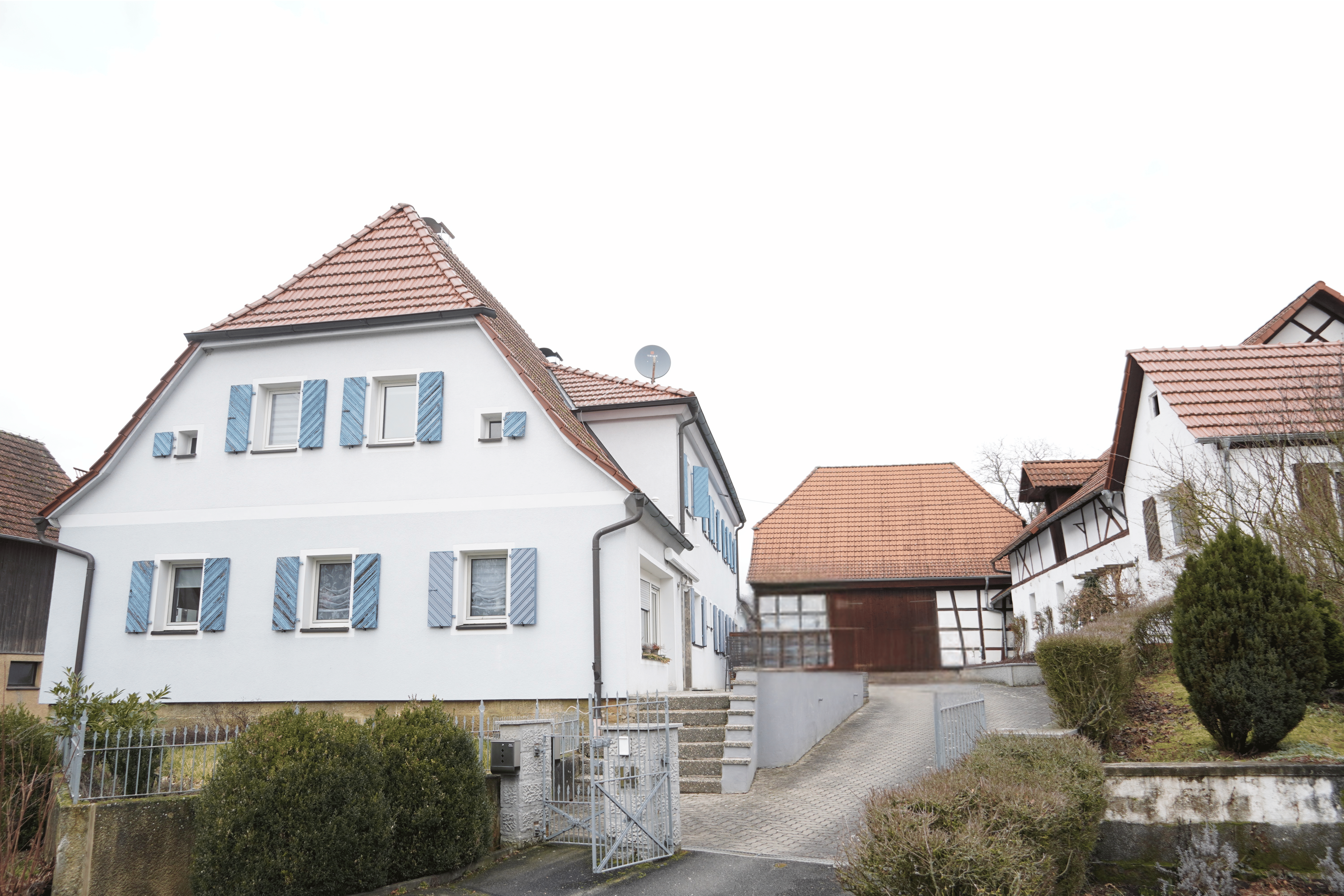 Immobilie in Bad Staffelstein - Exklusives Mehrfamilienhaus mit Ausbaupotenzial in Bad Staffelstein – Ideal für Investoren & Familien - Bild 0