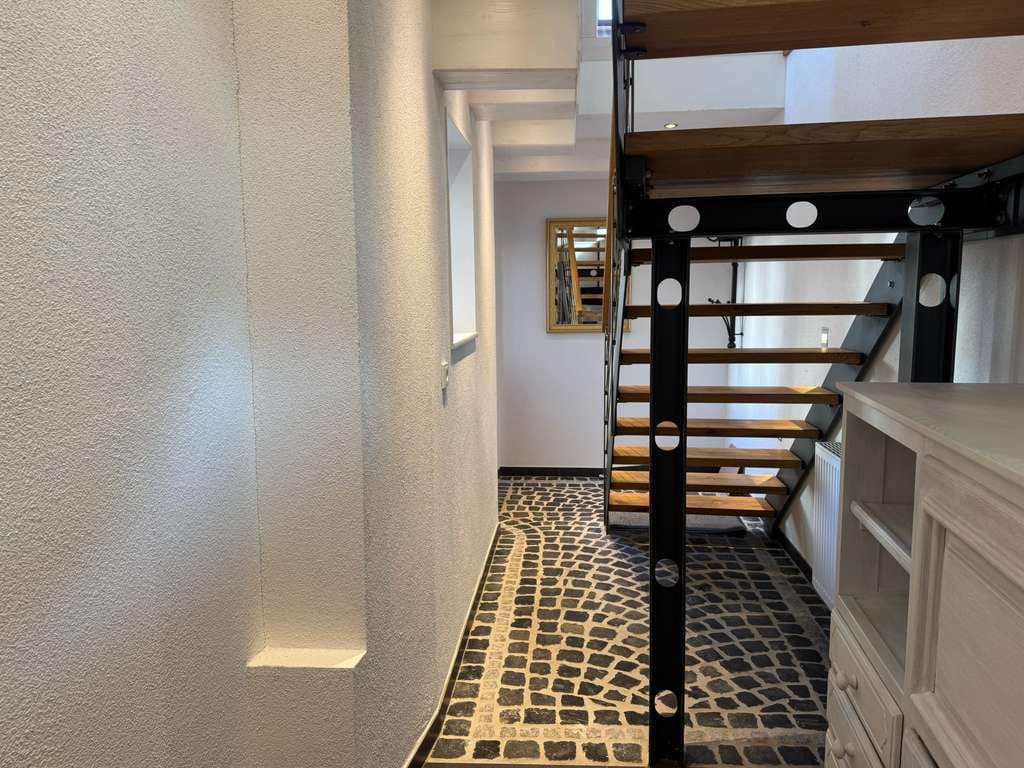Immobilie in Löhnberg - Design trifft Großzügigkeit - Stilvolles Fachwerkhaus außergewöhnlichen Grundriss in Löhnberg - Bild 4
