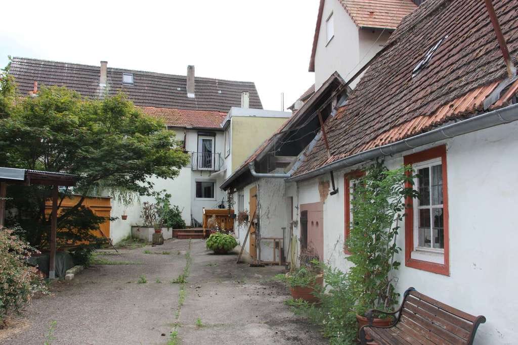 Immobilie in Winden - Schnuckeliges Bauernhaus für (Selber)Macher im historischen Ortskern von Winden - Bild 2