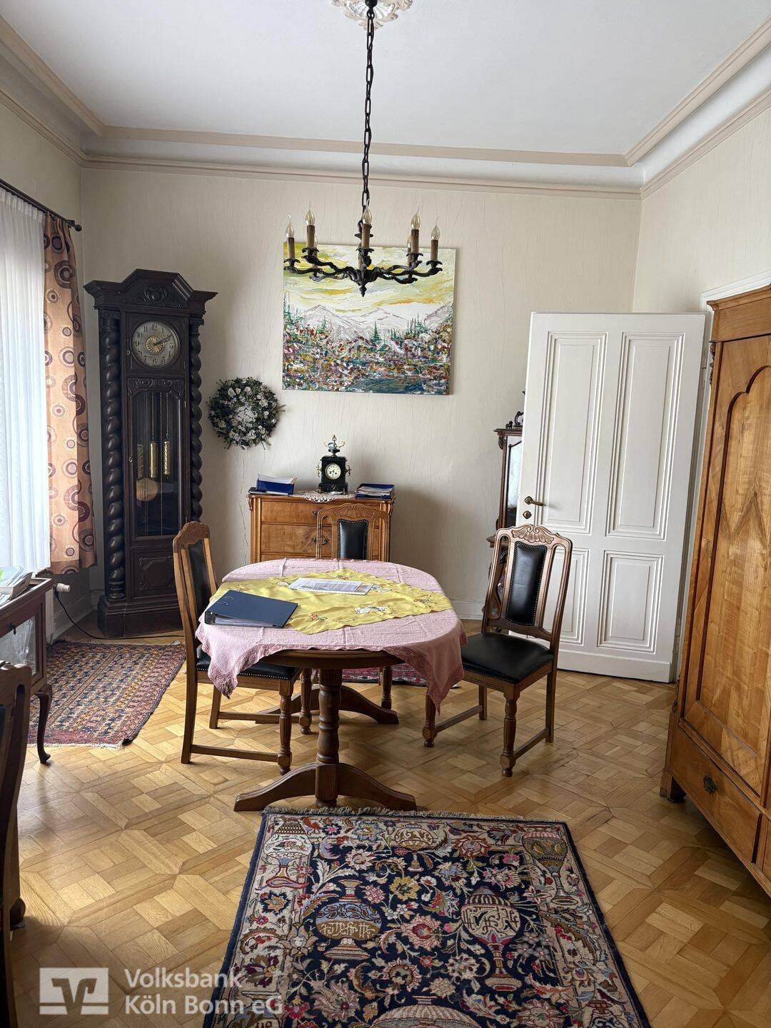 Immobilie in Bad Honnef - Bad Honnef-Zentral- Historisches Mehrfamilienhaus mit großem Grundstück als Kapitalanlage! - Bild 3