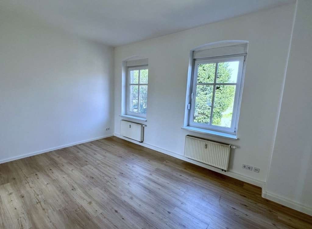 Immobilie in Schipkau - Vollvermietetes Doppelhaus im Denkmalensemble | 190 m² Wohnfläche | 21.000 € Jahresnettokaltmiete - Bild 2