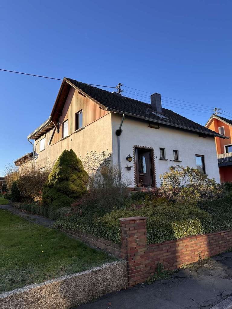 Immobilie in Sankt Wendel - Ihr Projekt 2026 - vielseitig nutzbares Einfamilienhaus in Remmesweiler! - Bild 1