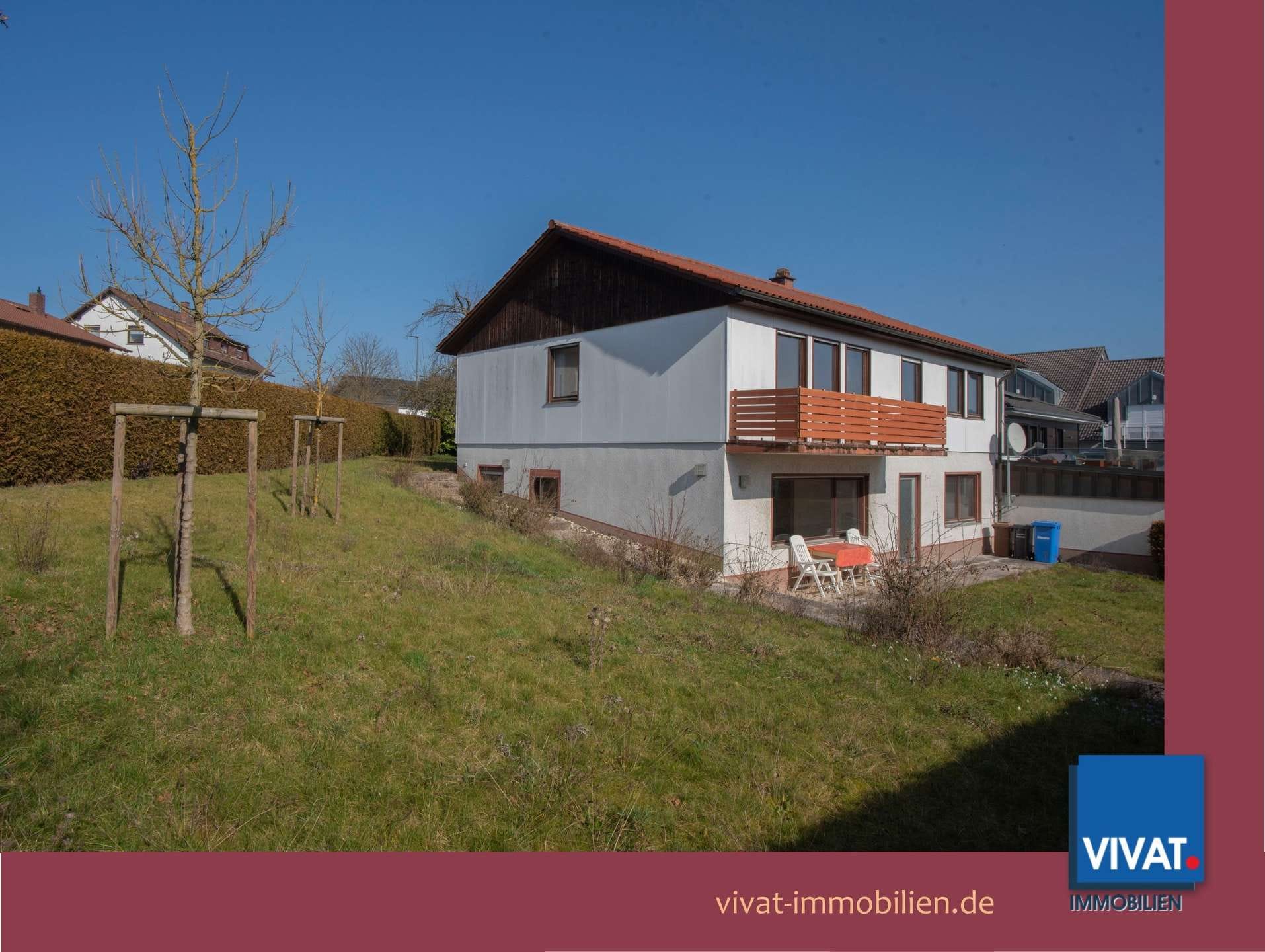 Immobilie in Bad Camberg - Wunderschönes Eckgrundstück mit viel Abstand. EFH mit ELW-Option und großer Garage. - Bild 0