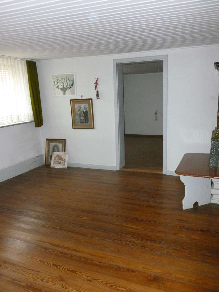 Immobilie in Sasbach am Kaiserstuhl - ländliches Anwesen mit Hof, Scheune Garten. 1000 m² Grundstück  - Bild 2