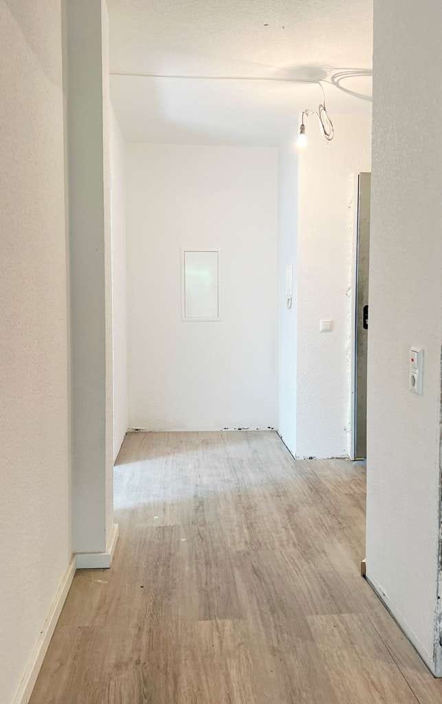 Immobilie in Bad Neuenahr-Ahrweiler - Neuwertige Eigentumswohnung in 53474 Bad Neuenahr-Ahrweiler!! 2-Zimmer-Wohnung im Souterrain!! - Bild 3