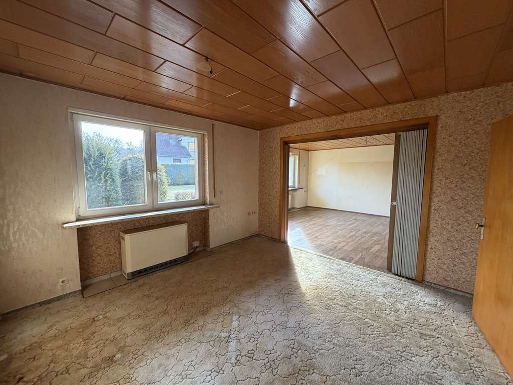 Immobilie in Dassel - Gemütliches Einfamilienhaus mit zwei Garagen in Dassel - Hilwartshausen - Bild 3