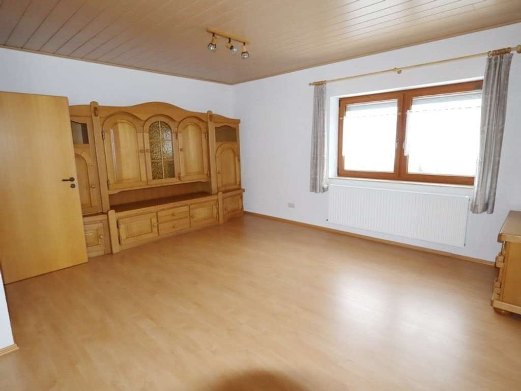 Immobilie in Föckelberg - Ein Zuhause zum Ankommen mit viel Platz und Charme - Bild 3