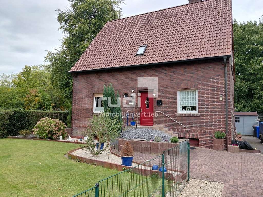 Immobilie in Lüdinghausen - Kapitalanlage: Zweifamilienhaus mit Nießbrauch - Dachboden nutzbar - Bild 0