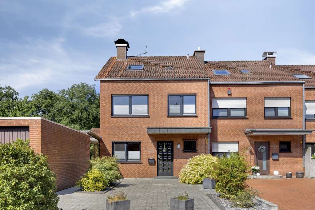 Immobilie in Saerbeck - Homeoffice gesucht? Ruhiges Reihenendhaus mit Garten, Spitzboden und Vollkeller - Saerbeck - Bild 3