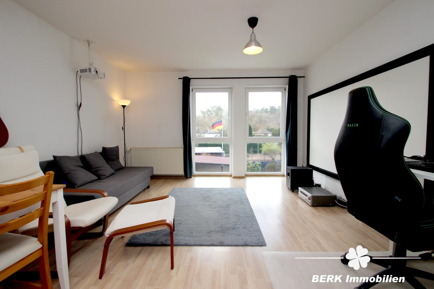 Immobilie in Stockstadt am Main - BERK Immobilien - Attraktive 2-Zimmer-ETW in begehrter Lage inkl. EBK und PKW-Stellplatz - Bild 0