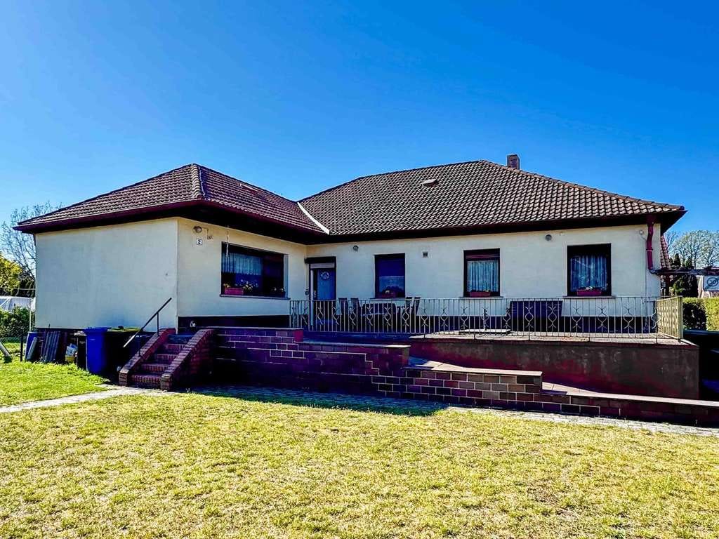 Immobilie in Weißwasser/O.L. - Běła Woda - Provisionsfrei - Barrierefreier Winkelbungalow, 6 Zimmer - 150 m2 - Bild 1