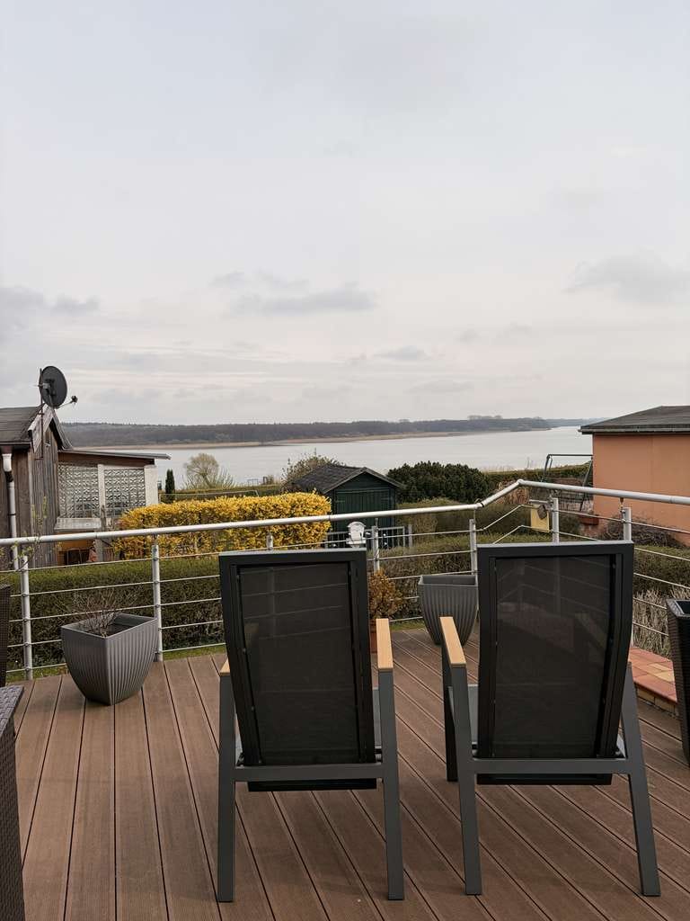 Immobilie in Bad Kleinen - Ferienhaus mit Blick auf den Schweriner See - Bild 1
