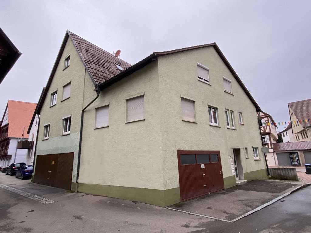 Immobilie in Weil der Stadt - Mehrfamilienhaus mit 6 WE und 5 Garagen in attraktiver Innenstadtlage - Bild 1