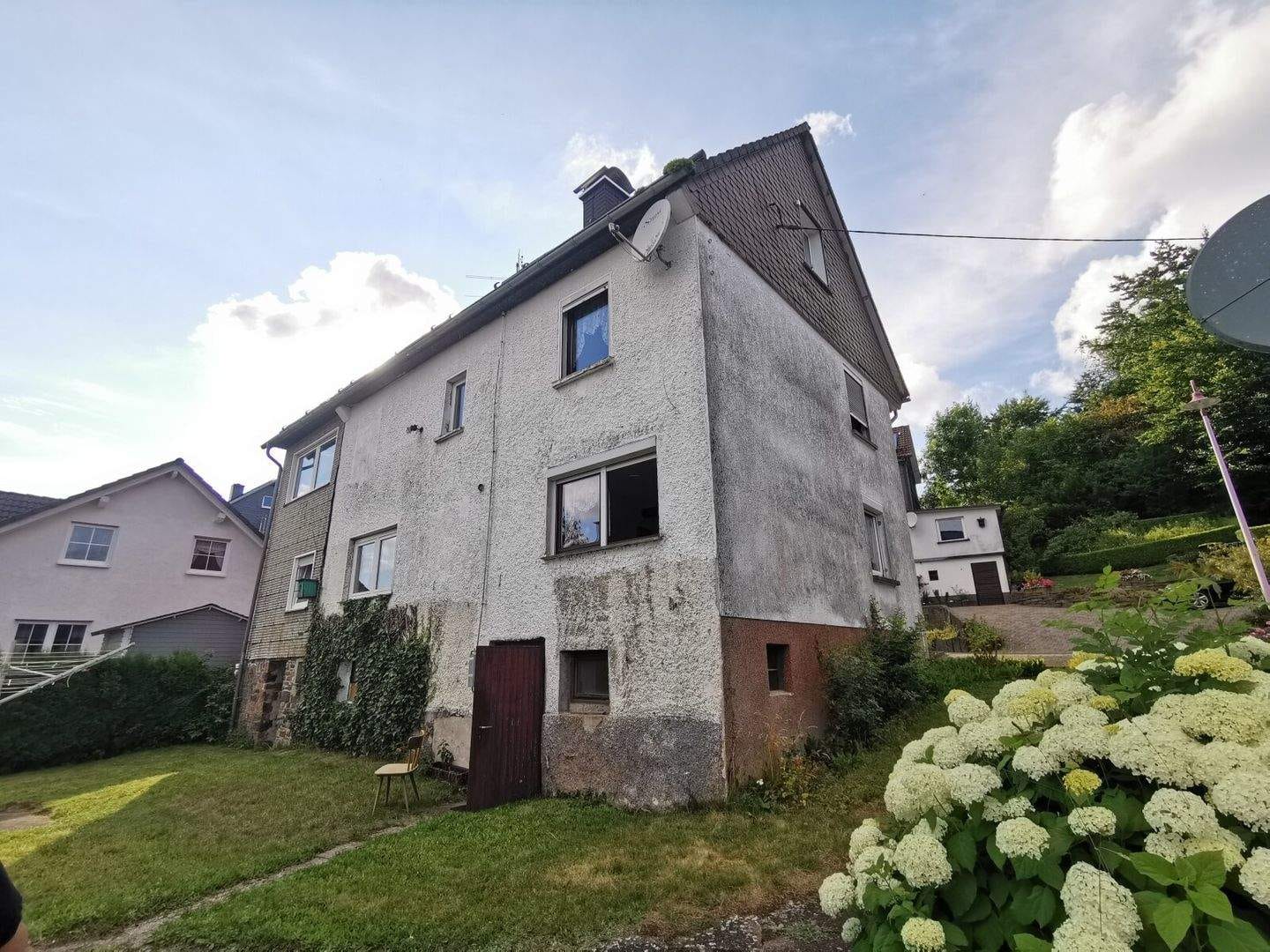 Immobilie in Erndtebrück - Einfamilienhaus in herrlicher Ortslage von Erndtebrück-Benfe - Bild 1
