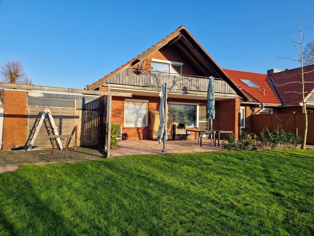 Immobilie in Varel - DHH mit Einfamilienhaus-Charakter = Größe & Aufteilung / Toller Garten ! Mit Garage ! - Bild 3