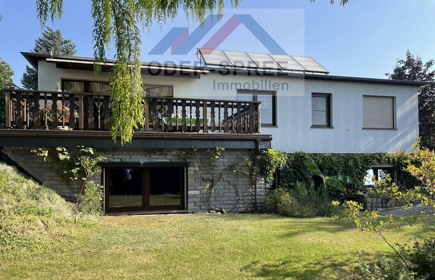 Immobilie in Steinhöfel - Gepflegtes Haus im Bungalowstil, mit beheiztem Pool, Backhaus und großen Nebengebäuden in Heinersdorf - Bild 4