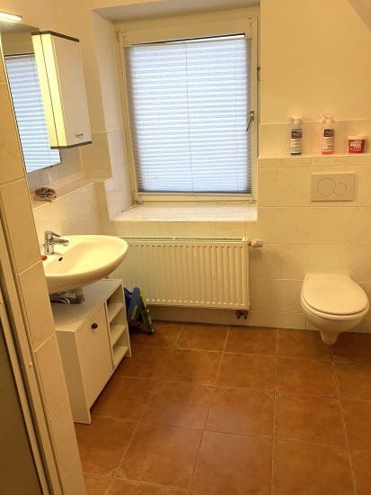 Immobilie in Büdelsdorf - Platz für 2 Generationen in zwei angrenzenden Einfamilienhäusern! - Bild 0
